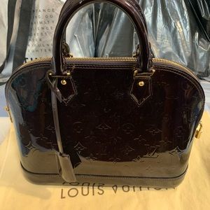 Louis Vuitton Vernis Leather